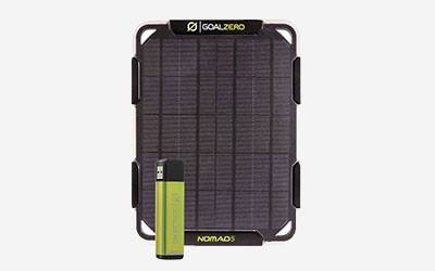 découvrez la lanterne solaire goal zero 600 : une solution d'éclairage puissante, écologique et portable, idéale pour le camping, les aventures en plein air ou les situations d'urgence. rechargeable à l'énergie solaire, elle offre autonomie et fiabilité où que vous soyez.