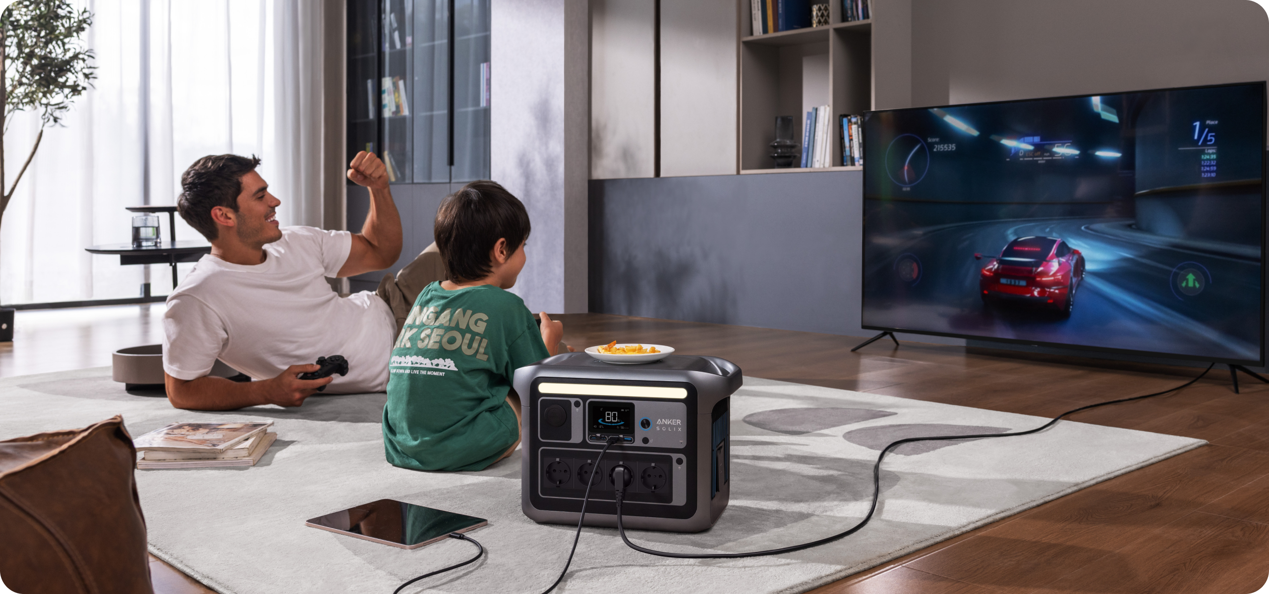 découvrez l'anker solix c1000, une station électrique portable puissante de 2400w, compatible avec l'énergie solaire pour une autonomie optimale lors de vos déplacements et activités en extérieur.