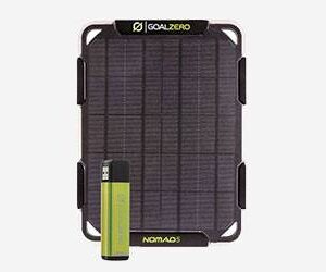 découvrez la housse de transport goalzero small boulder, idéale pour protéger et transporter facilement votre panneau solaire. durable, légère et conçue pour une mobilité optimale.